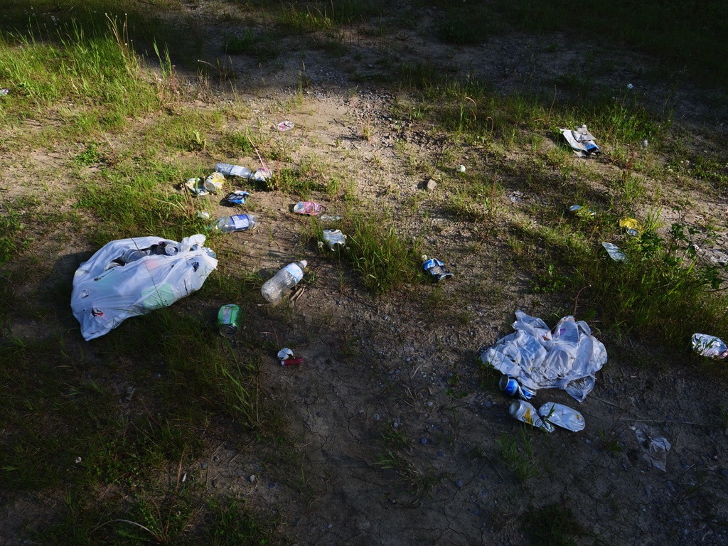 camp site garbage